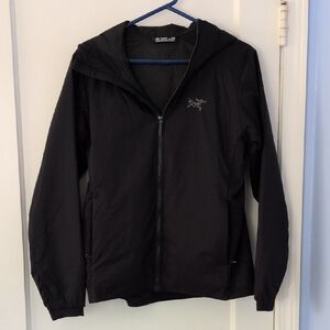 Arc'teryx Women's Atom Hoody, Black Full-Zip Jacket, Size M